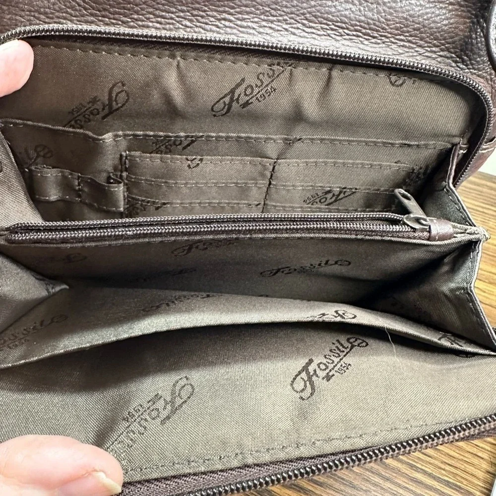 Fossil‎ Shoulder Bag in Brown Leather with Silver Hardware